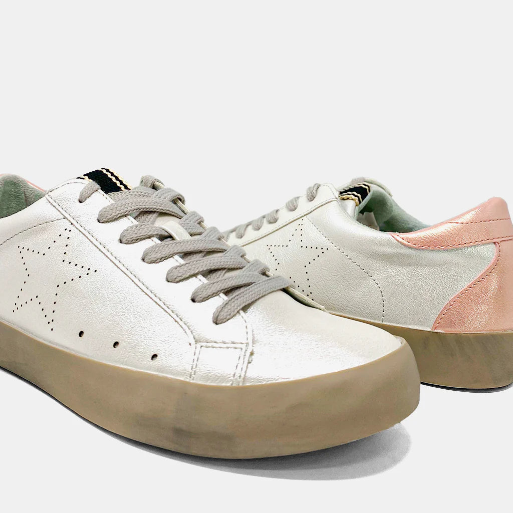 Mia Pearl - Sneaker - Size 9 Left