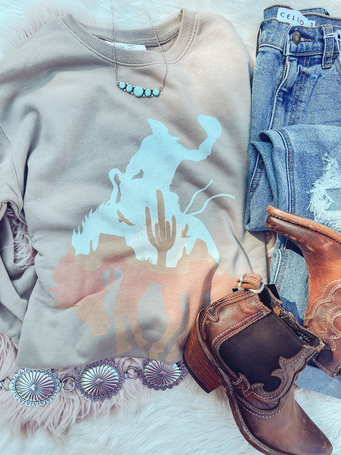 Sunset Cowboy - Sweater - XL left
