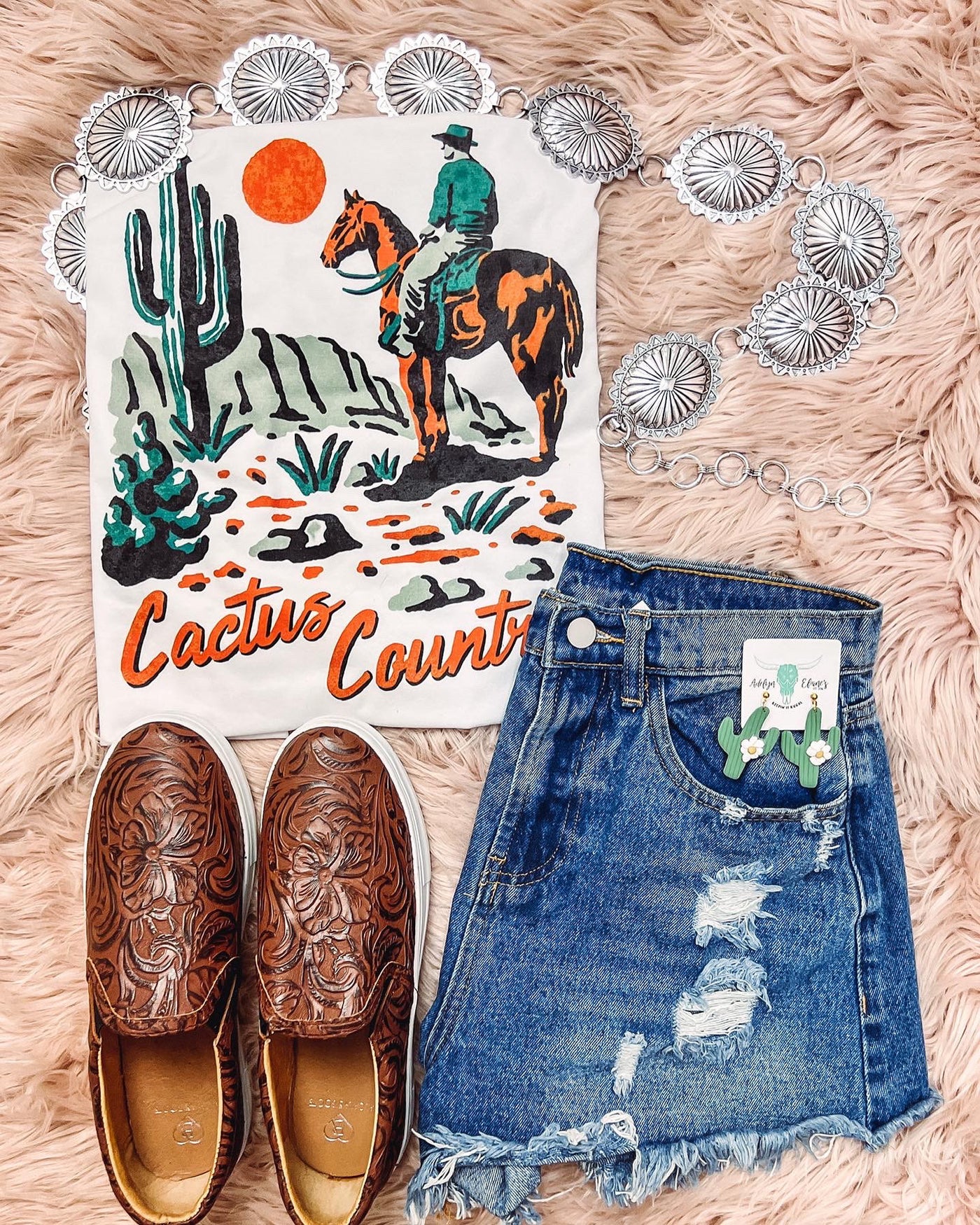Cactus Country - Graphic Tee